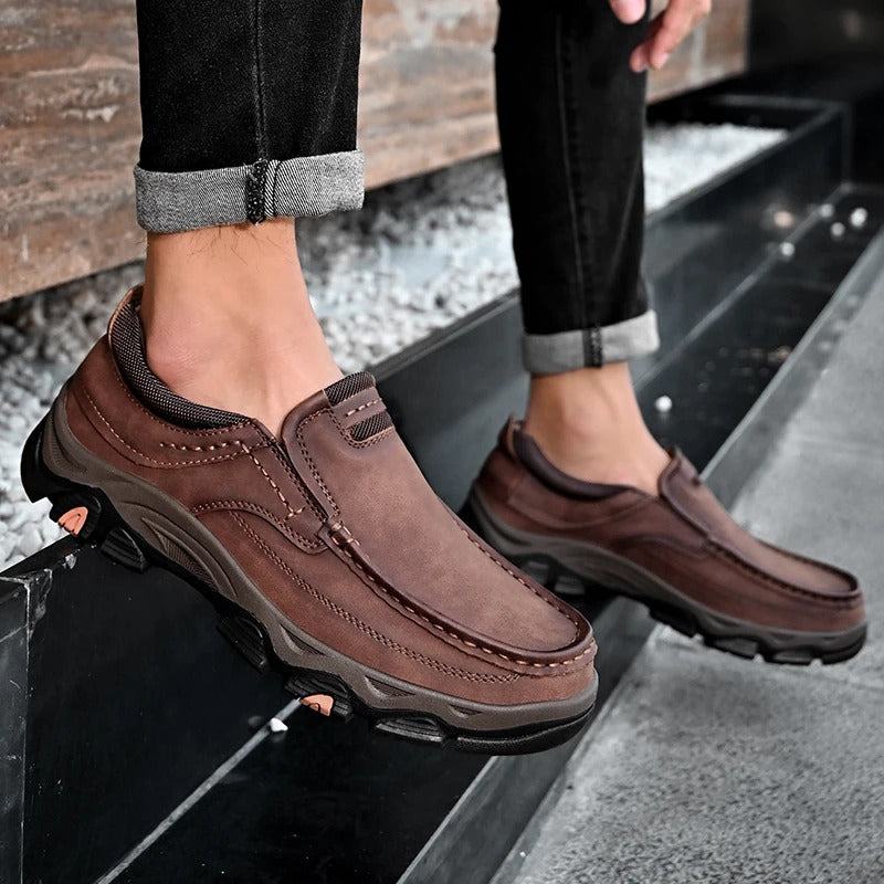 Chaussures à enfiler en cuir élégantes