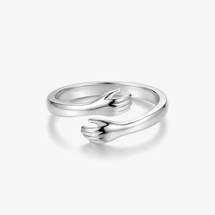 L'originale anello abbraccio