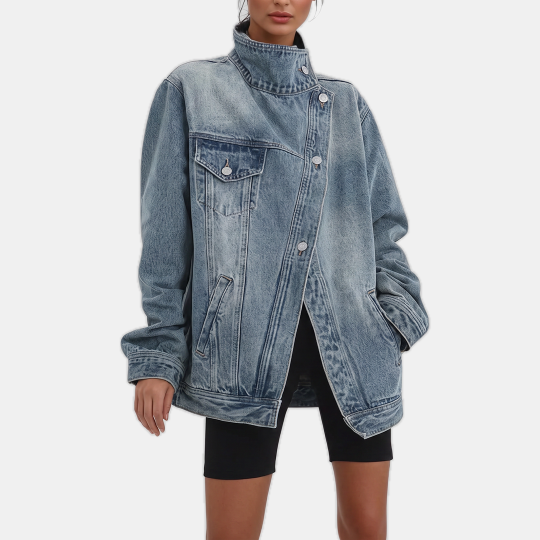 Giacca in denim lavato con abbottonatura asimmetrica da donna