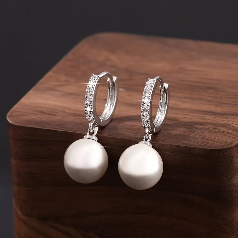 Boucles d'oreilles pendantes perles modernes
