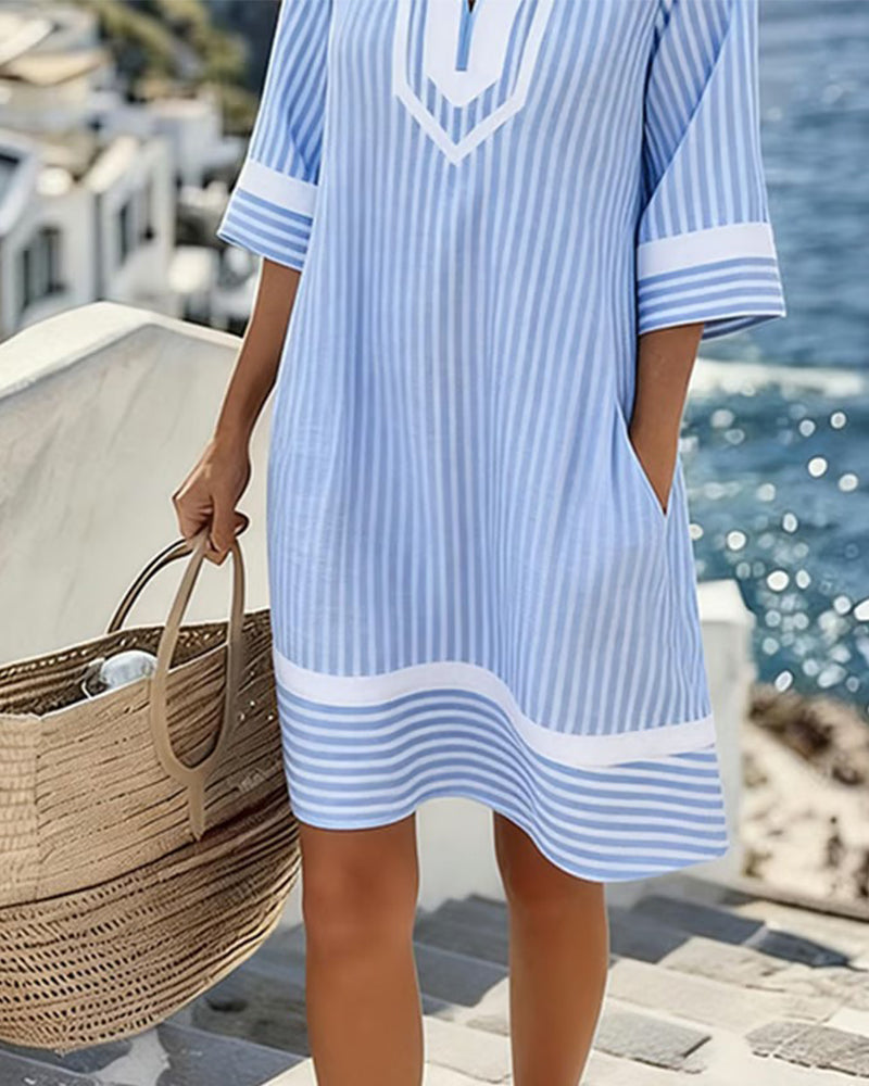 Klara - Robe rayée à manches courtes avec col en V