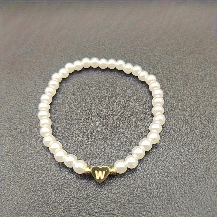 Elegante bracciale con iniziale a forma di cuore (A-Z)