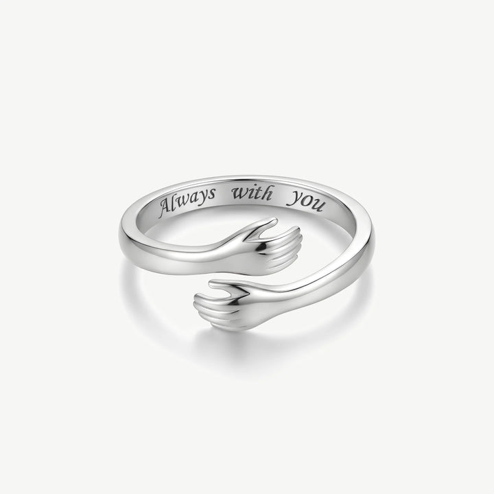 L'originale anello abbraccio