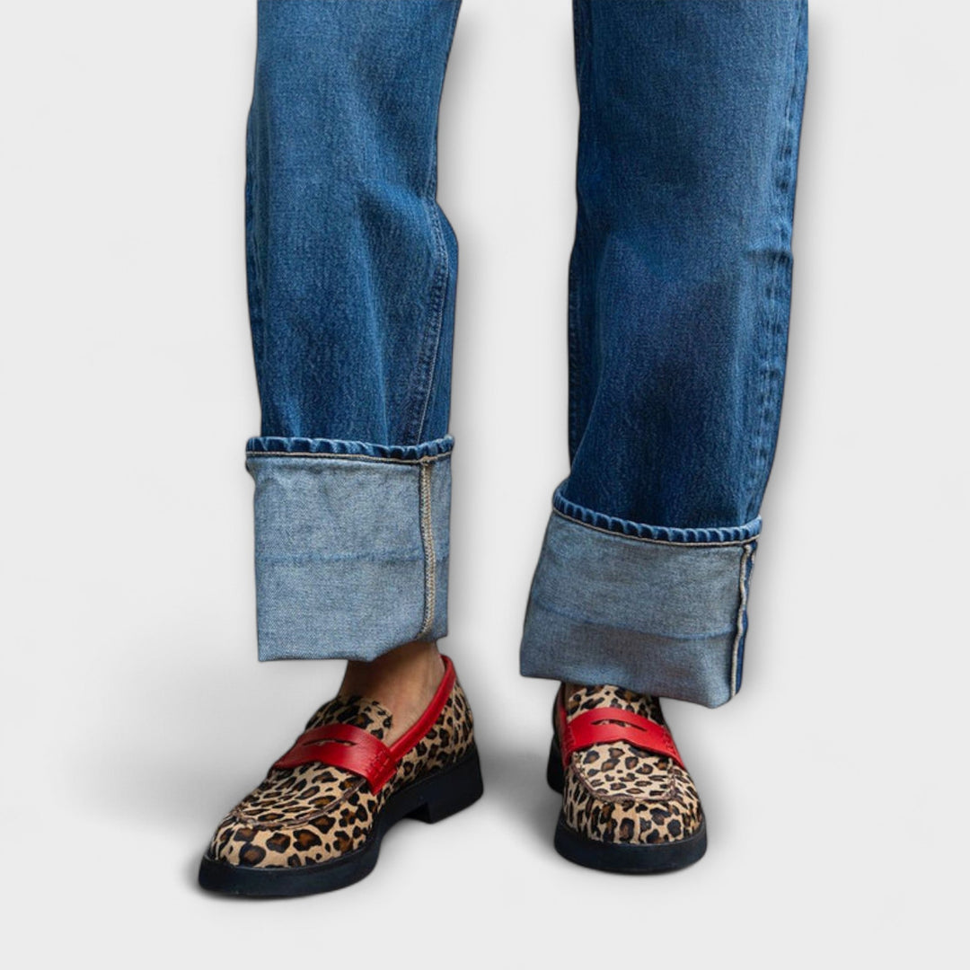 Liora – motivo leopardato e punte arrotondate