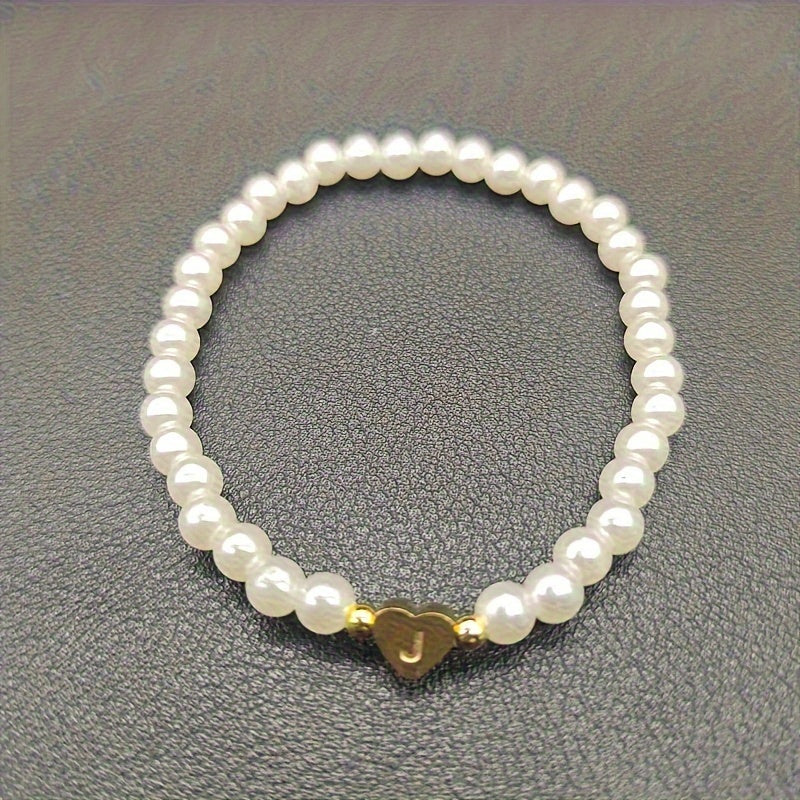 Elegante bracciale con iniziale a forma di cuore (A-Z)