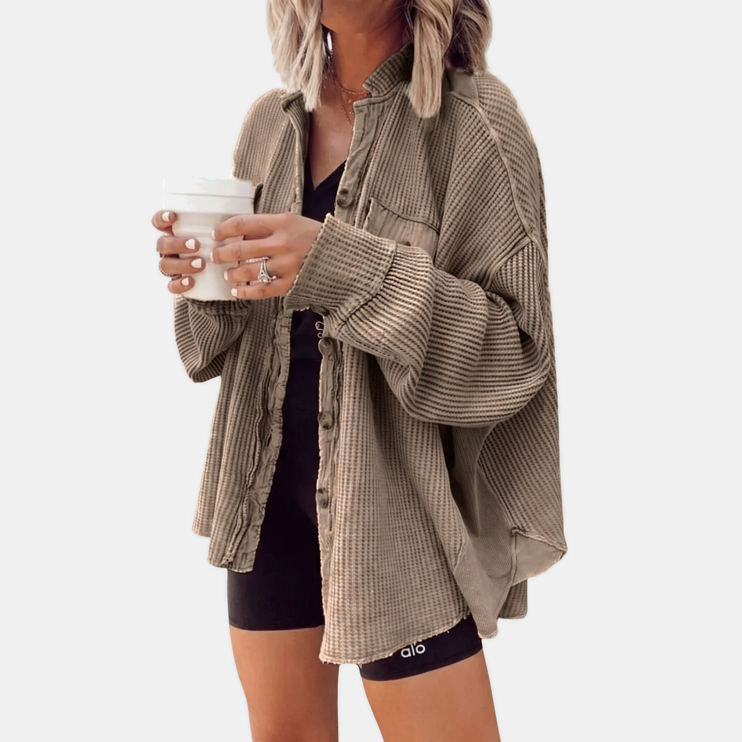 Surchemise oversize boutonnée en maille gaufrée à bord franc pour femme