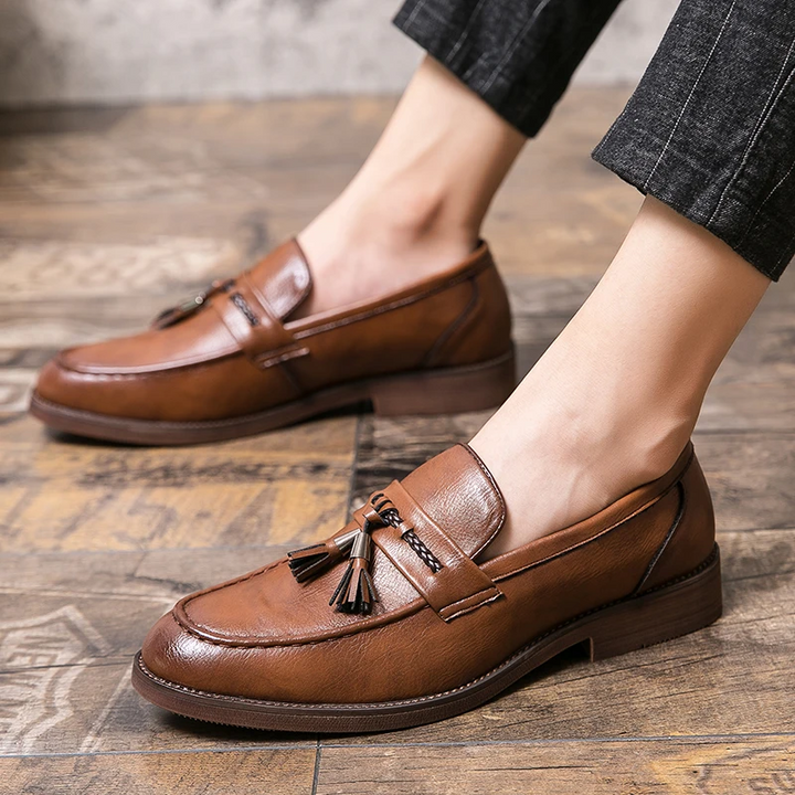 Mocassins en cuir à glands