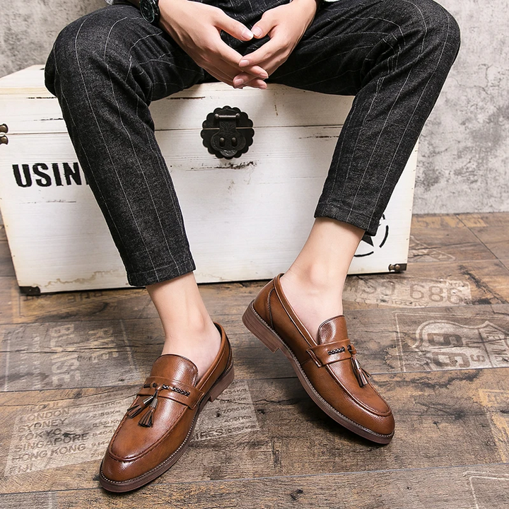 Mocassins en cuir à glands