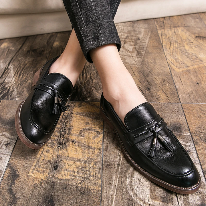 Mocassins en cuir à glands
