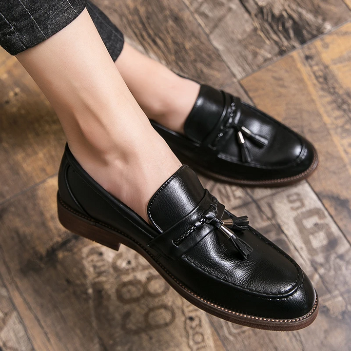 Mocassins en cuir à glands