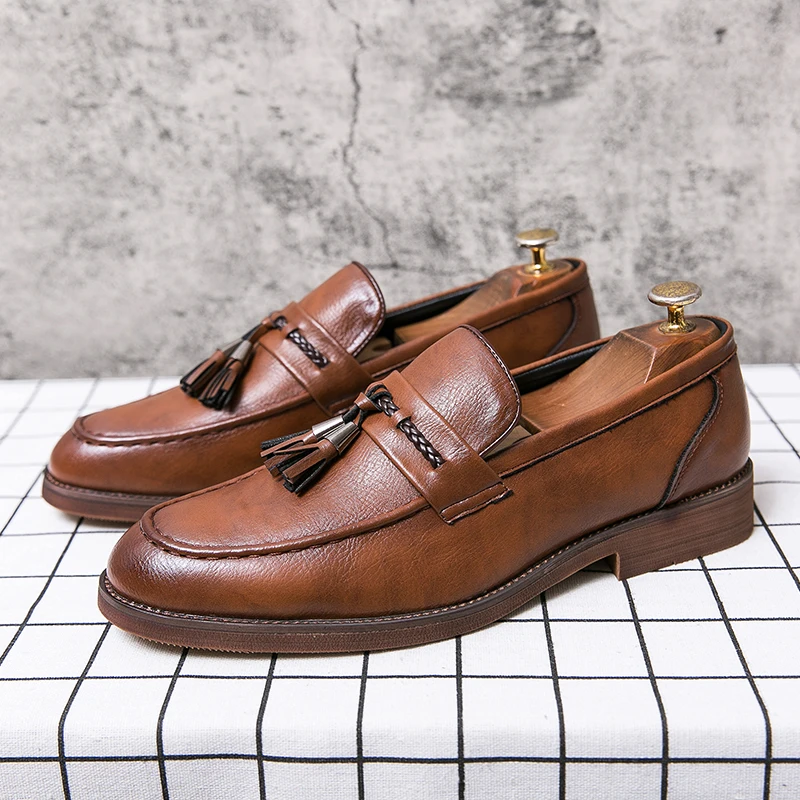 Mocassins en cuir à glands
