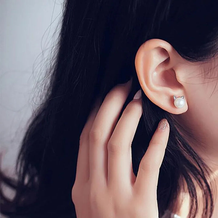 Boucles d'oreilles en argent sterling avec perle en forme de chat