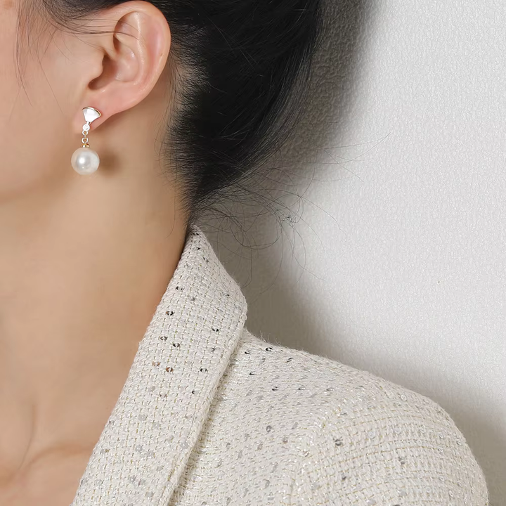 Orecchini chic in argento con perla