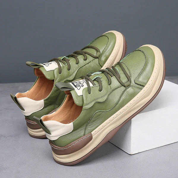 Scarpe in pelle con suola alta