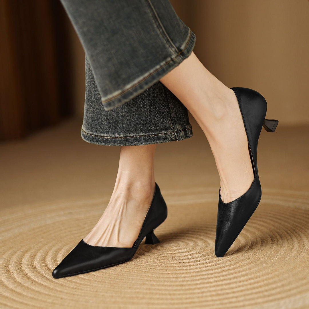 Décolleté kitten heels in pelle Ceyra