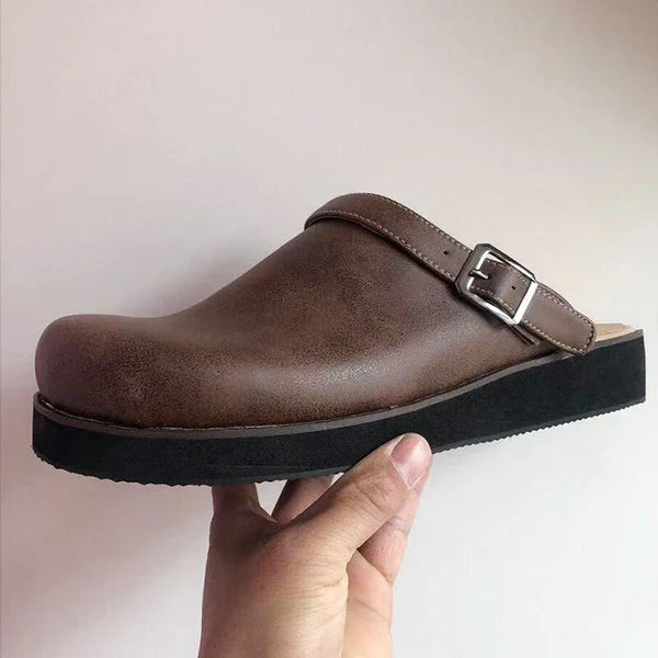 Clogs im alten Stil