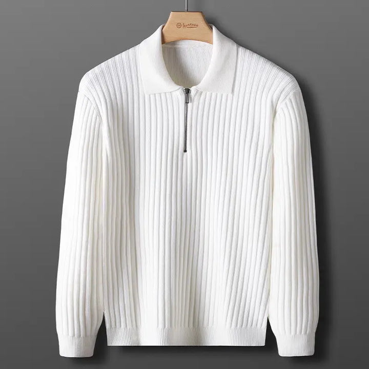 Eleganter Pullover mit Streifenmuster und Reißverschluss