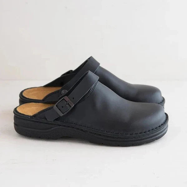 Clogs im alten Stil