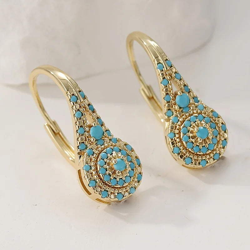 Eleganti orecchini con perle
