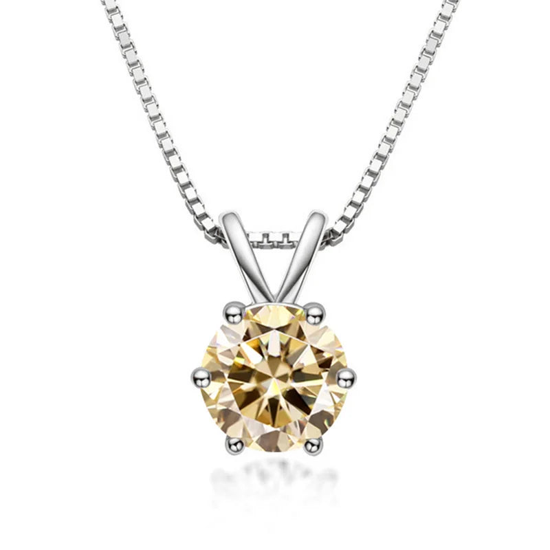 Elegante collana a solitario con moissanite