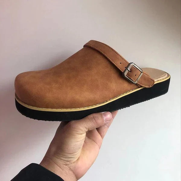 Clogs im alten Stil