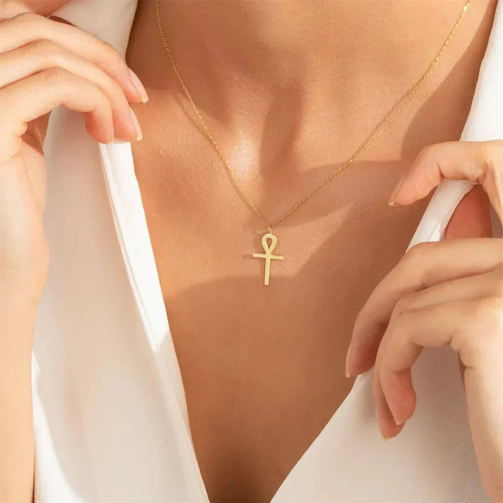 Collana con ciondolo Ankh dorato