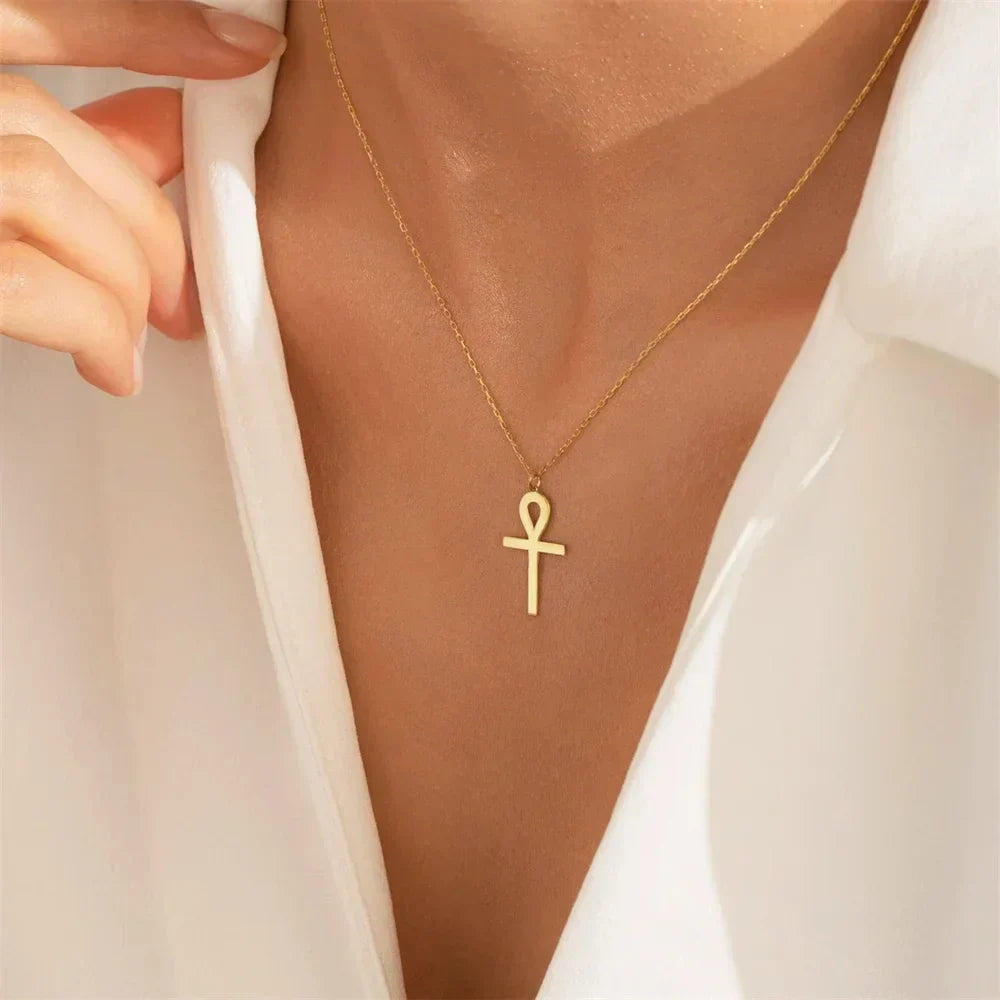 Collana con ciondolo Ankh dorato