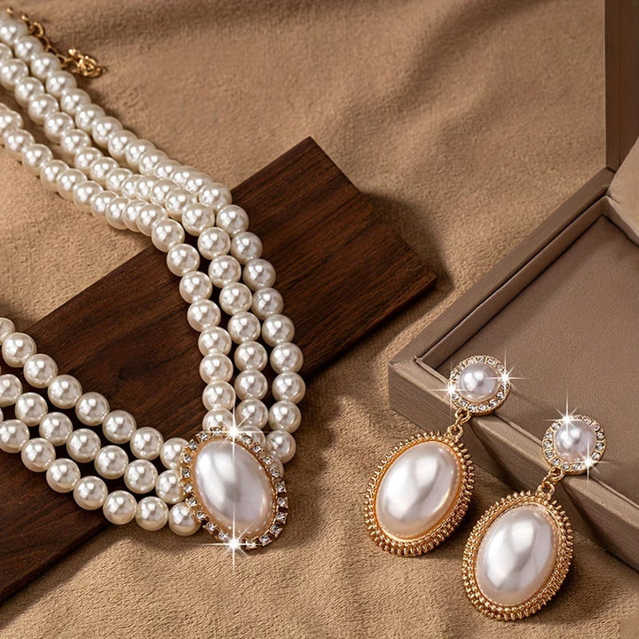 Ensemble de bijoux en perles classiques