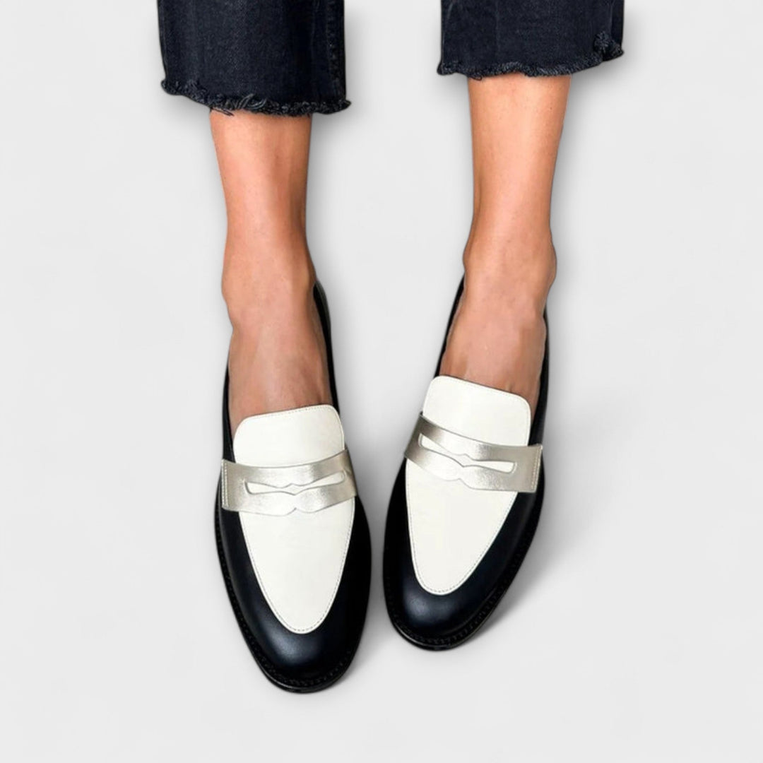 Xara – Mocassins noirs à éclat métallique
