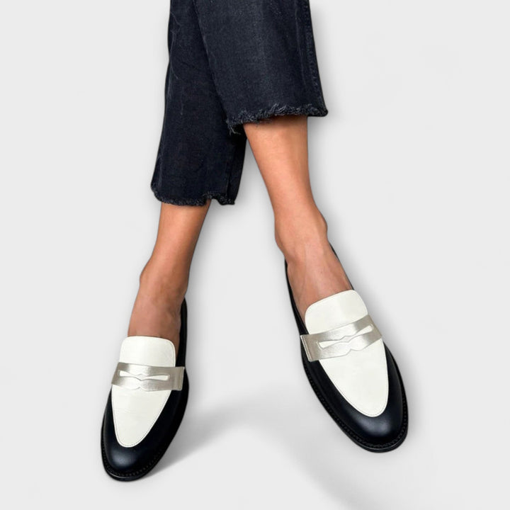 Xara – Mocassins noirs à éclat métallique