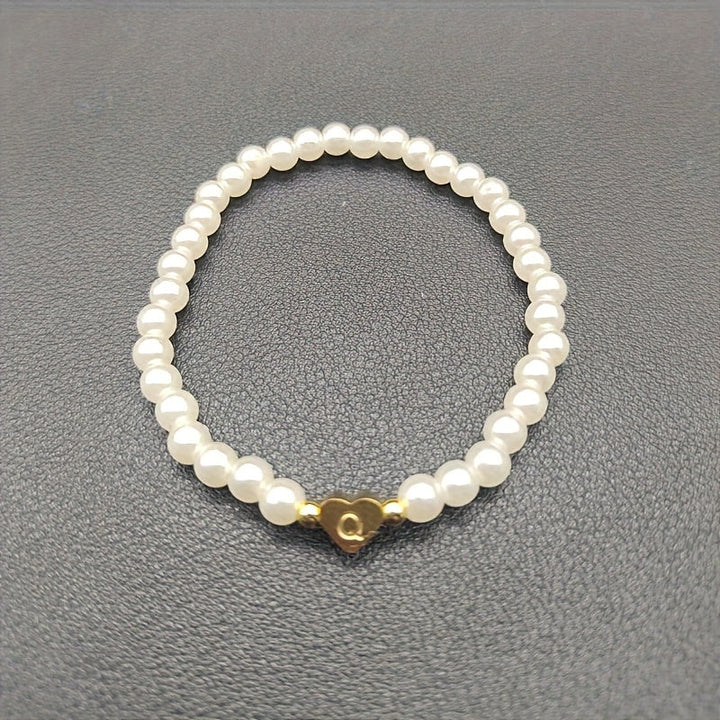 Elegante bracciale con iniziale a forma di cuore (A-Z)