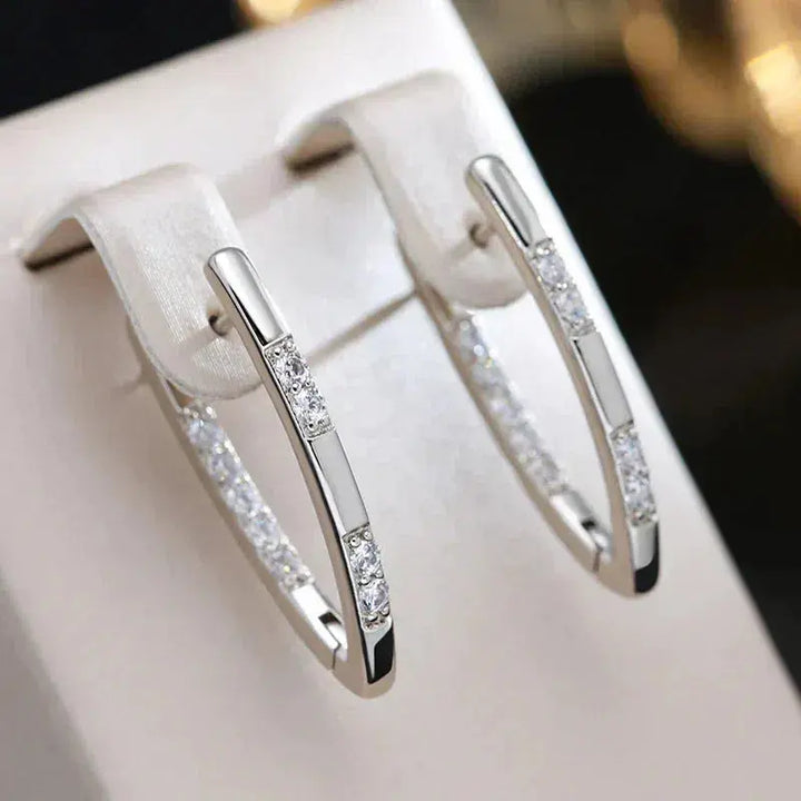 Sophisticated Ohrringe mit Zirkonia-Steinen