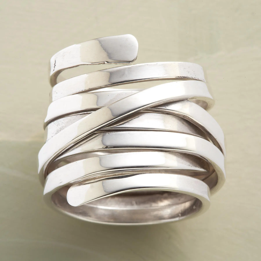 Élégante bague vintage en argent