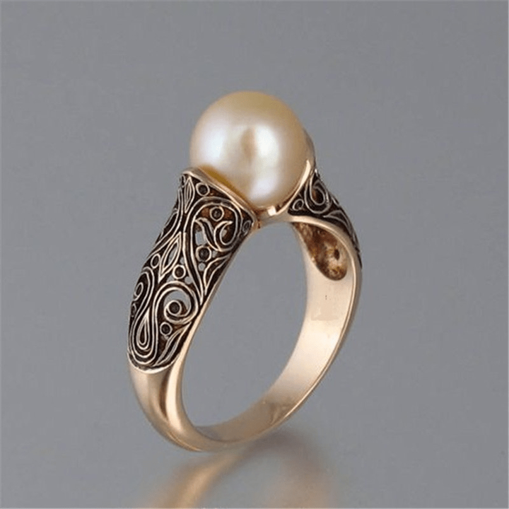 Vintage-Ring mit Goldperle