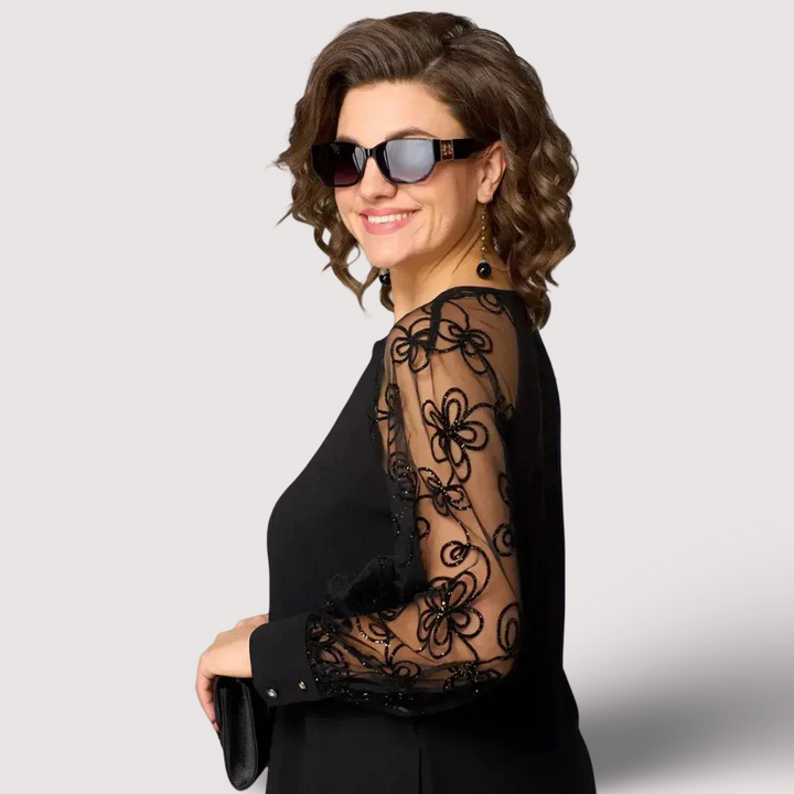 Elena - Élégantes robes noires à manches en dentelle