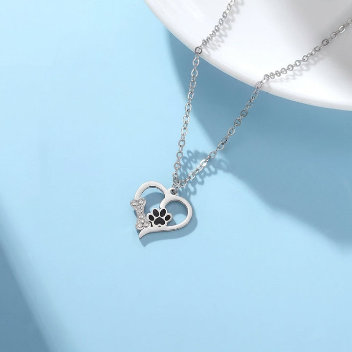 ZAMPA | Collier avec patte de chien